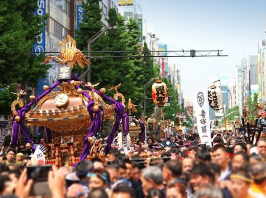 фестивалей Японии