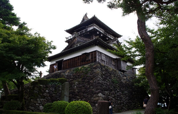 Японские замки Маруока