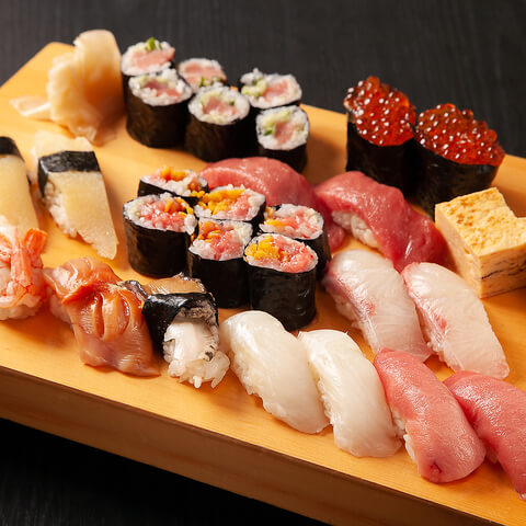 Японское блюдо Суши