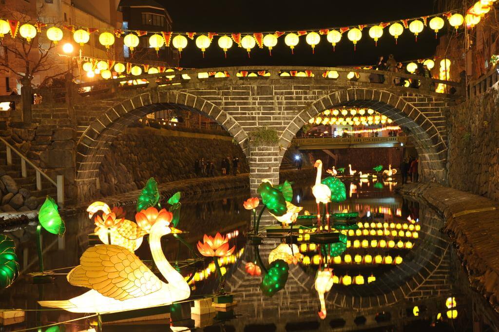 Фестиваль фонарей в Нагасаки